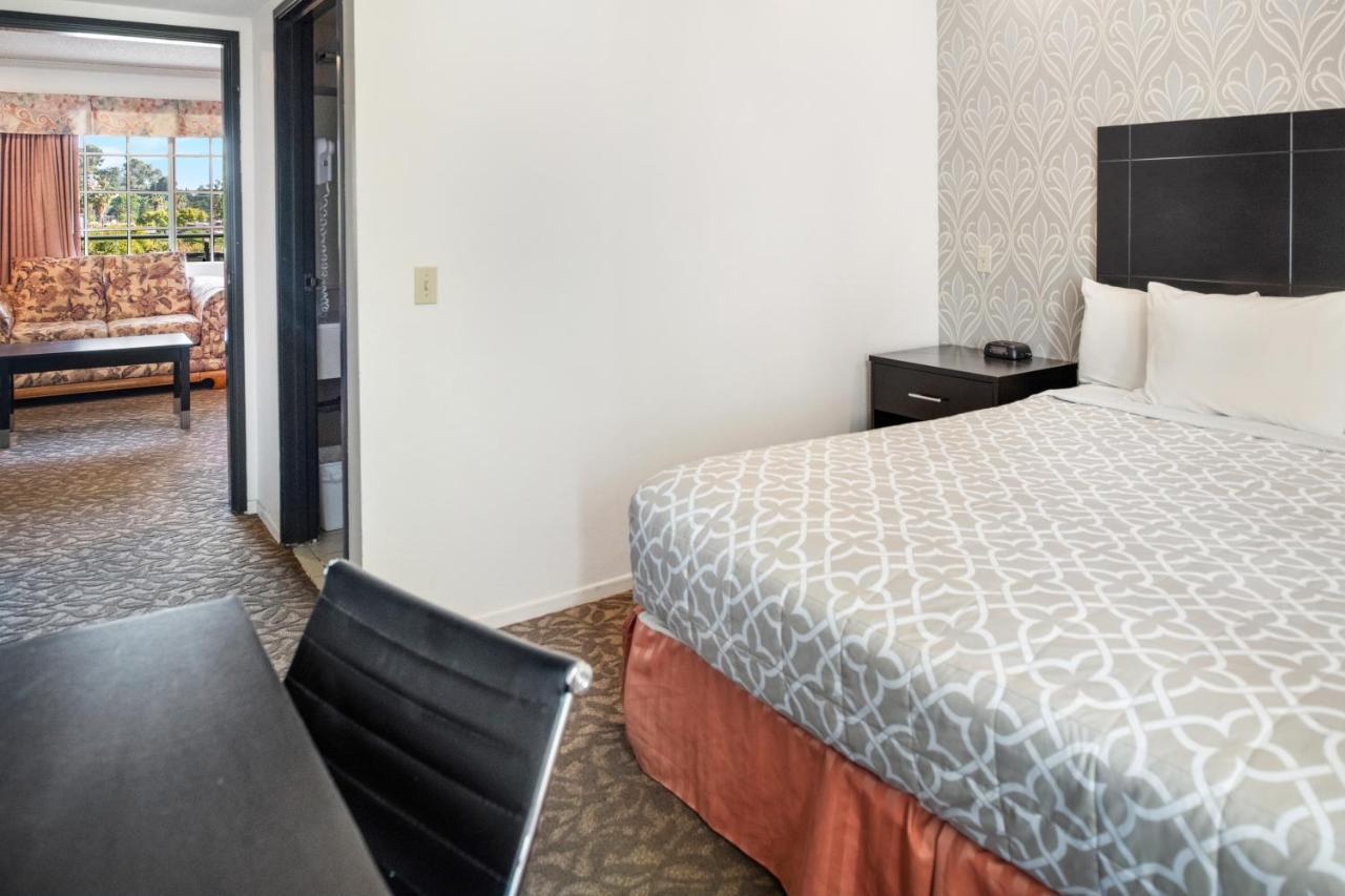 Glendale Hotel Hotel